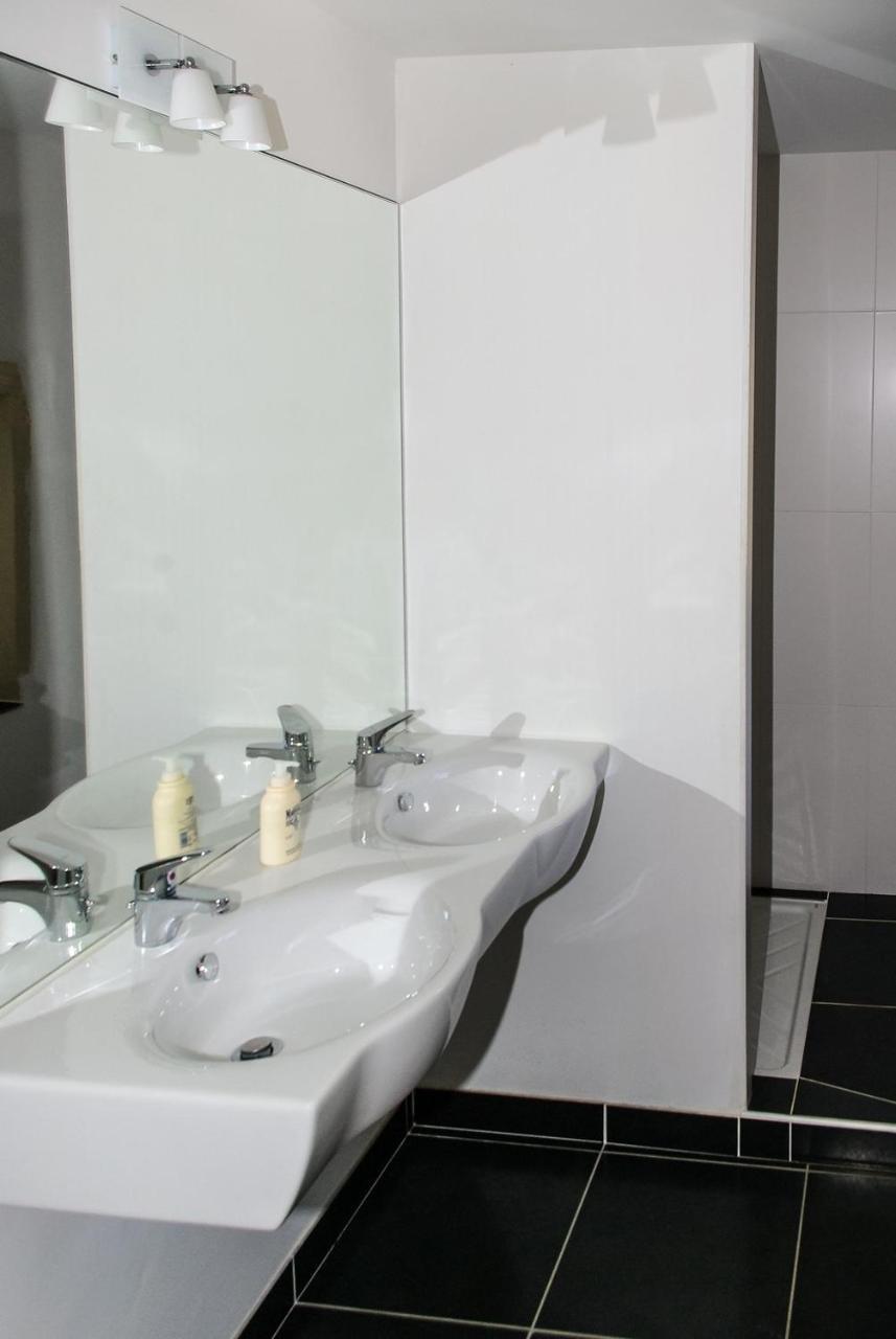 Hotel La Moutière à Colonzelle Extérieur photo